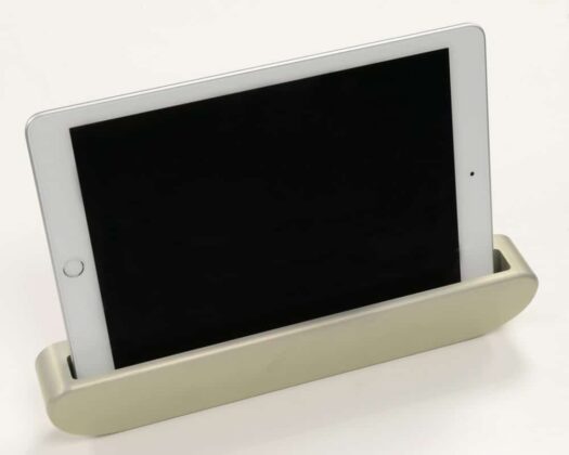 thumbnail_Machined-Aluminium-tablet-holder